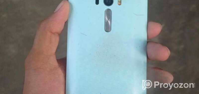 Asus ZenFone 4 Selfie 64 GB Blue