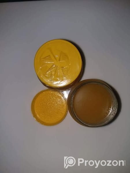 প্রাকৃতিক মৌচাকের মধু,