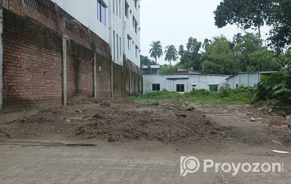 আকর্ষণীয় একটি প্লট বিক্রিয় হইবে