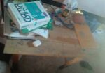 Akta bed r akta table bikri kora hobe