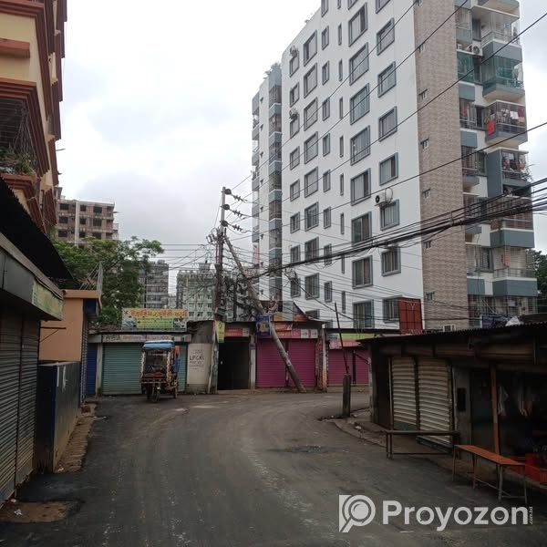 ৮ কাঠা জমির উপর জি + ৯ তলা বিল্ডিং