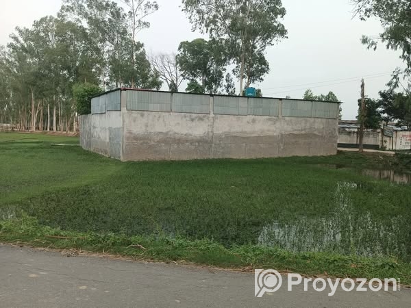 ৫+শতকের একটি আকর্ষণীয় প্লট বিক্রয় হবে