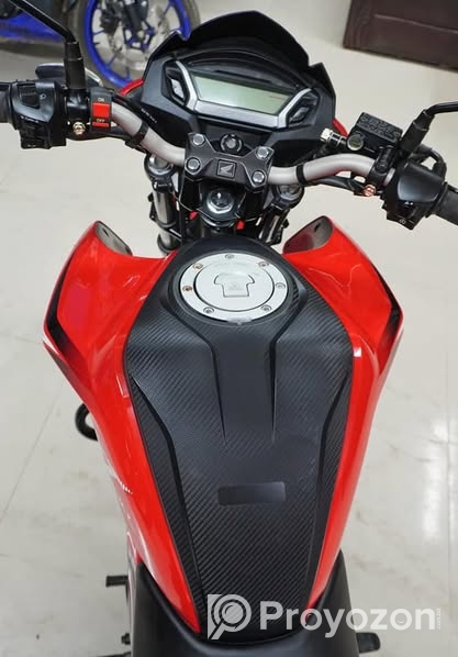 Honda Hornet 160R