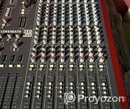 ALLEN & HEATH ZED428……Mixcer