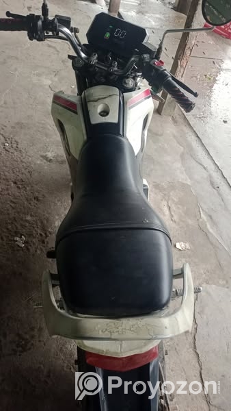 এই গাড়িটি বিক্রি করা হবে