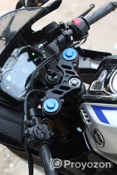 Yamaha R15-M Carbon Fiber BS7 2025 Model