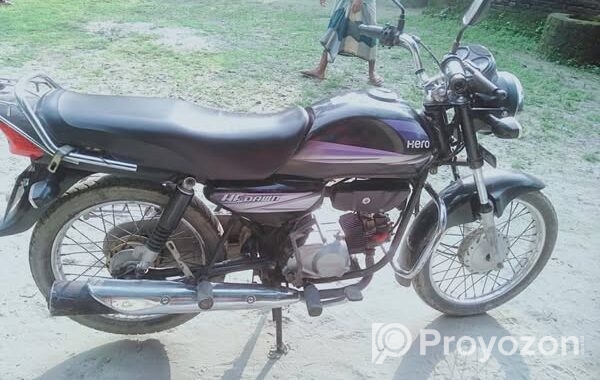 জরুরি টাকার প্রয়োজন এ গাড়িটা বিক্রি করে দিবো