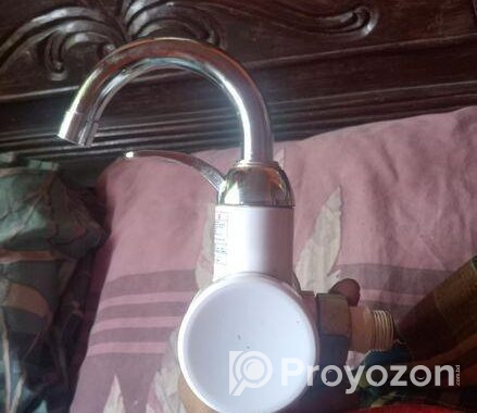 Digital Display Tankless Electric Faucet, Bathroom Heater