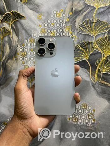 Apple iPhone XR (Used)