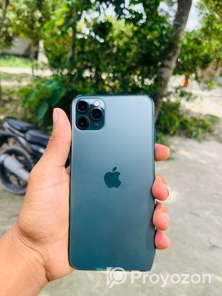 Apple iPhone 11 Pro Max . (Used)