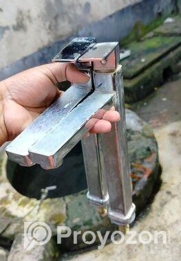 দুইটা কল