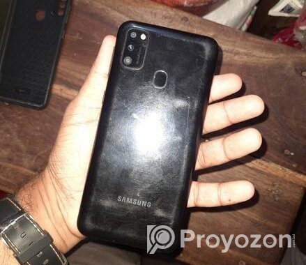 Samsung galaxy m21 (Used)