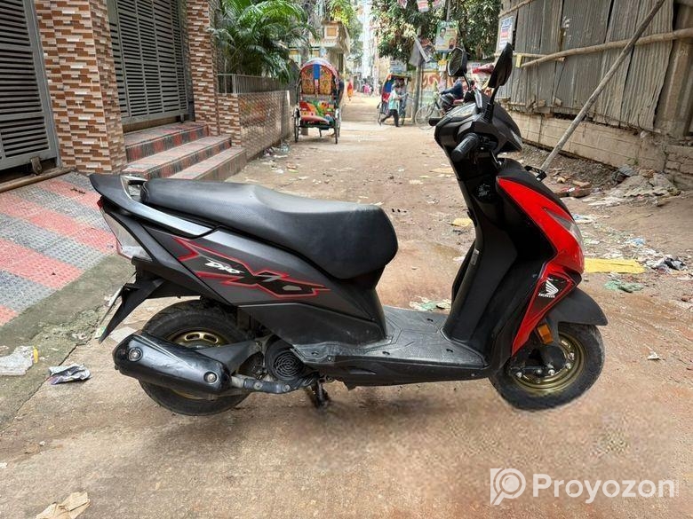 Honda Dio . 2024