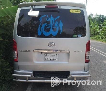 Toyota Hiace সুপার জি এল 2011