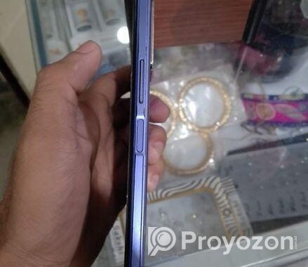Vivo Y21 . (Used)