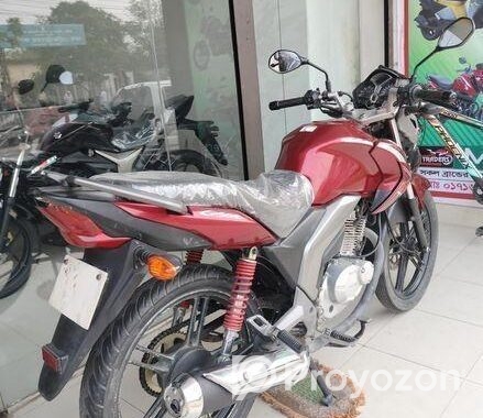 Suzuki GSX 125 . 2023