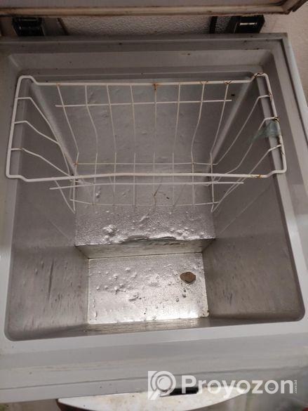 ডিপ ফ্রিজ