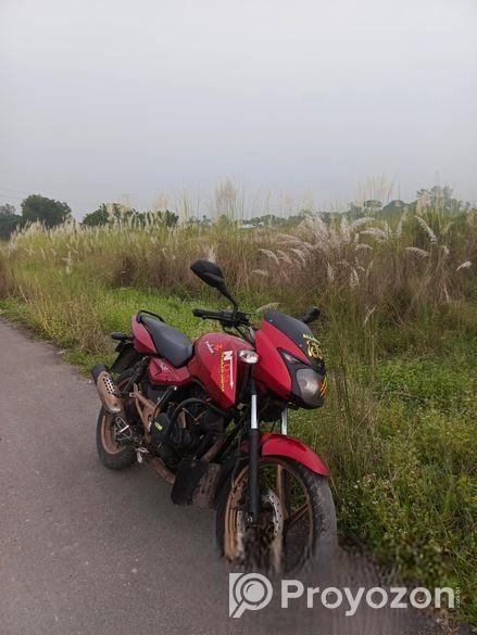 Bajaj Pulsar 150 . 2010