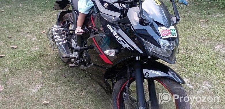 Suzuki Gixxer SF 2022