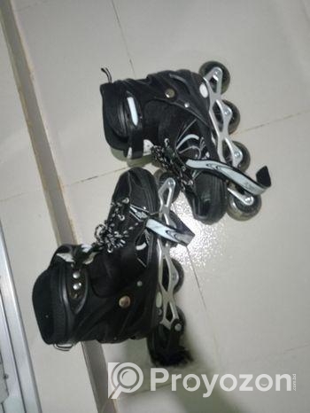 স্কেটিং সু