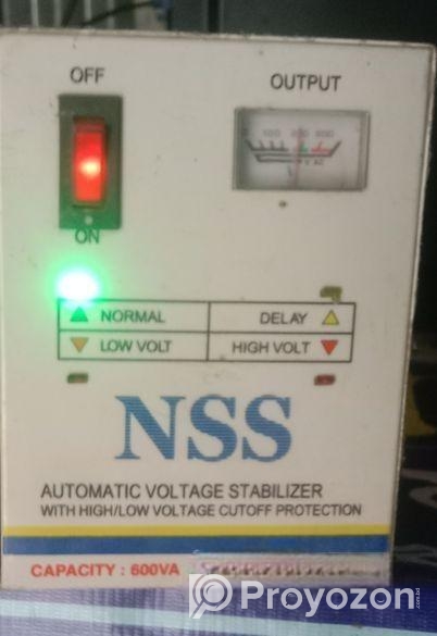 ভোল্টেজ স্ট্যাবিলাইজার