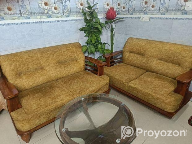 খুব ভালো মানের সেগুন কাঠের চার সিটের সোফা
