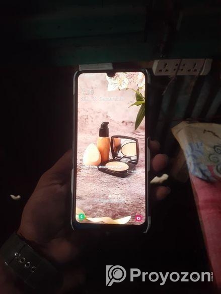 Samsung Galaxy M30 . (Used)