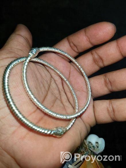 রুপার চুরি নতুন