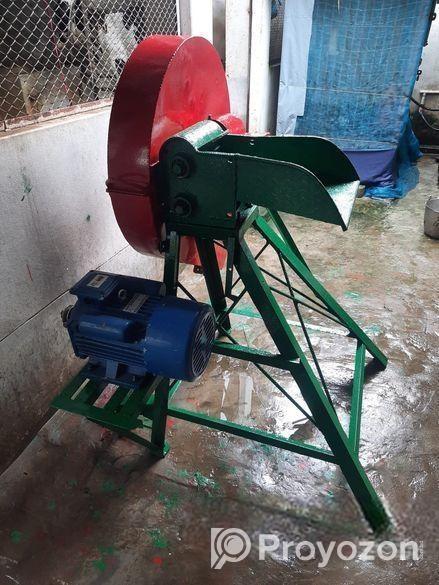 খড় ও ঘাস কাটার মেশিন