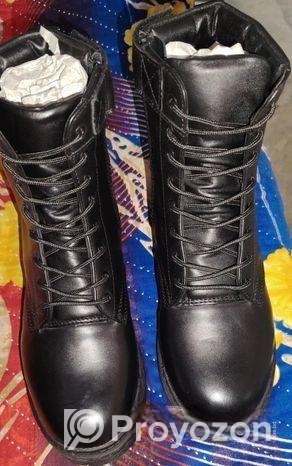 নতুন চামরা বুট