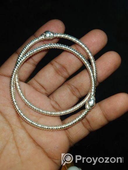 রুপার চুরি নতুন