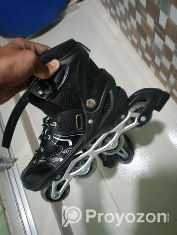 স্কেটিং সু