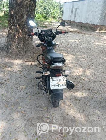 Bajaj Discover 125 . 2015