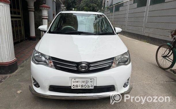 Toyota Axio New shape 2013