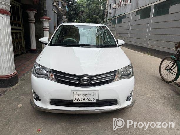 Toyota Axio New shape 2013