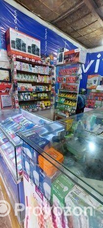 মোবাইল দোকানের রেক এক্সেসরিজ বিক্রি করা হবে