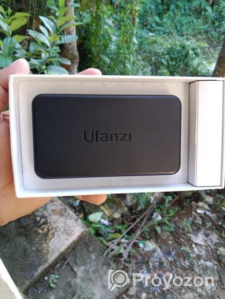 প্রায় নতুন Ulanzi A100 মাইক্রোফোনটি বিক্রি করা হবে