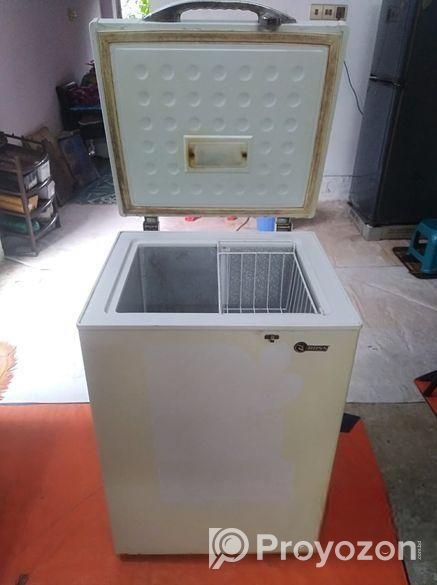 Boss 100L Chest Freezer