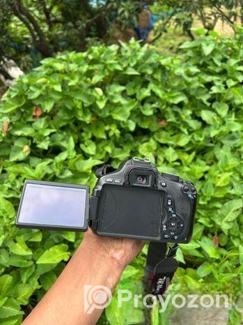 Canon ESO 600 D