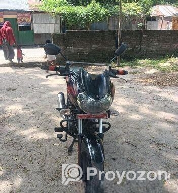 Bajaj Discover 125 . 2015