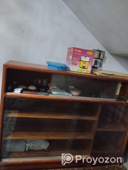 মেহগনি কাঠের শোকেস