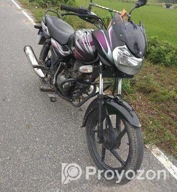 Bajaj Discover 100 . 2015