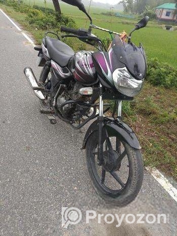 Bajaj Discover 100 . 2015