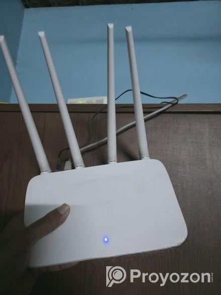 Tenda F6 300Mbps WiFi router