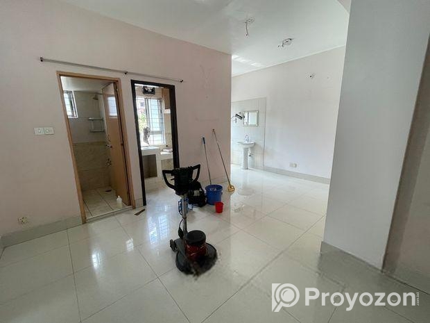 রিং রোড থেকে মাত্র ৫০ মিটার ১০৫০ sqft – ২ বেড ৩ বা