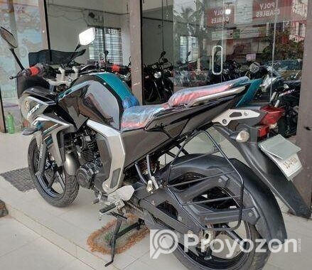 Yamaha Fazer 2021