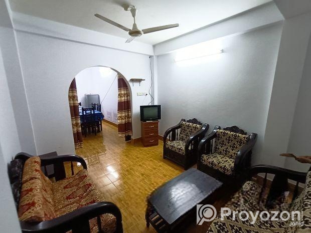 ফার্নিচার সহ বাসা ভাড়া দেওয়া হবে।