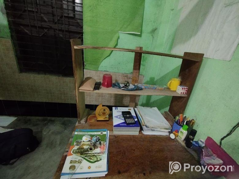 পড়ার টেবিল আর বেড