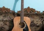 YAMAHA F310 Acoustic Guitar