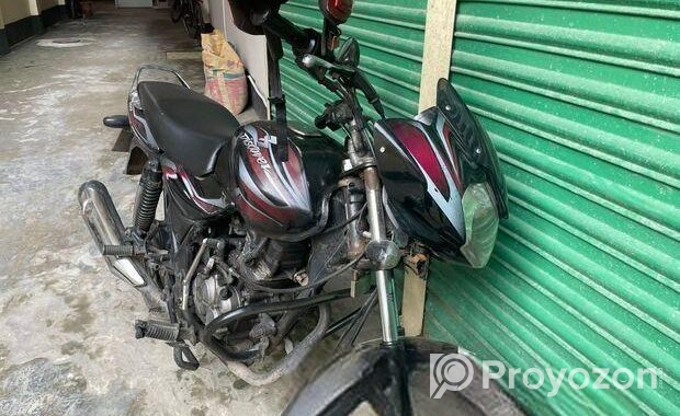 Bajaj Discover 100 . 2012